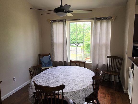 5th image of 7598 Streamwood Dr