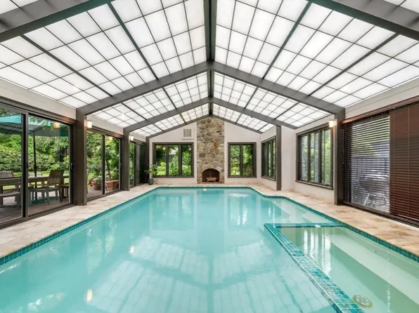 84 Garden St, Cambridge, MA 02138