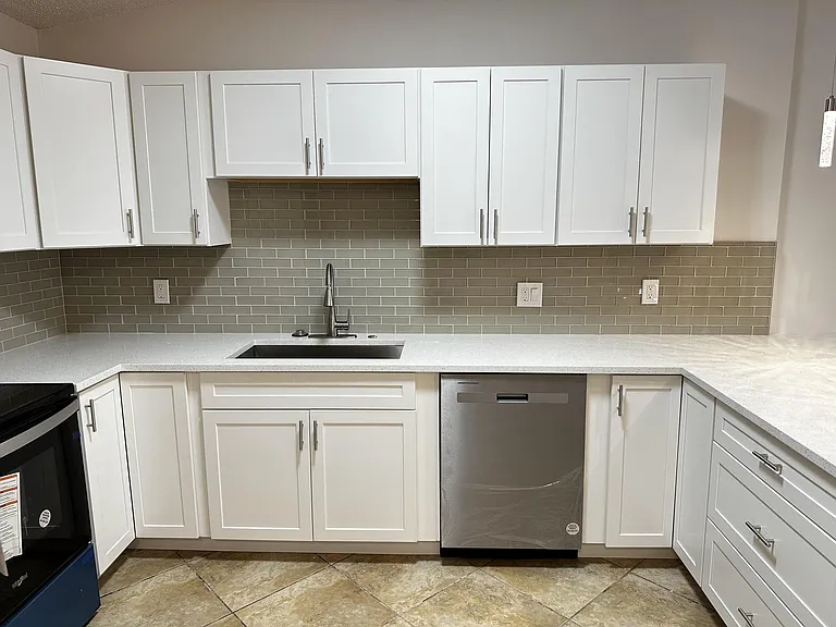 4326 Woodstock Dr #C — Photo 37