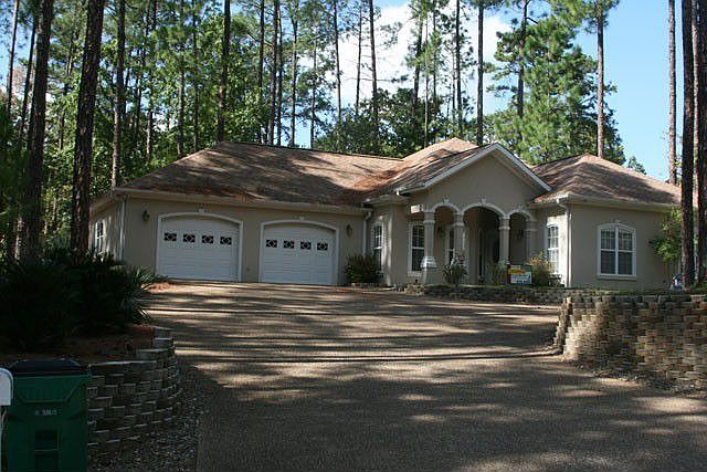 Great curb appeal.