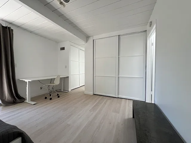 135 Greenmeadow Way — Photo 26