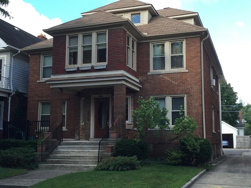 1st image of 1137 Beaconsfield Ave