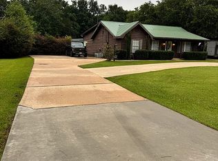 1024 Celeste Rd, Saraland, AL 36571