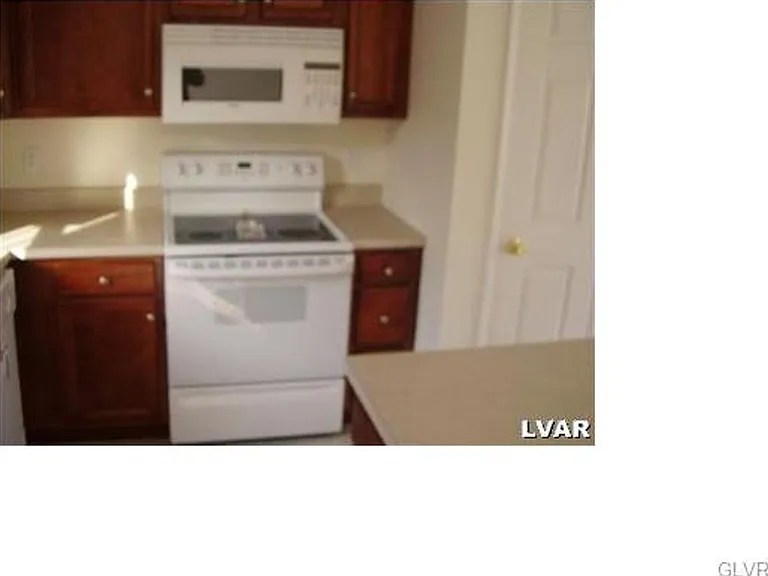 39 E Garrison St — Photo 7