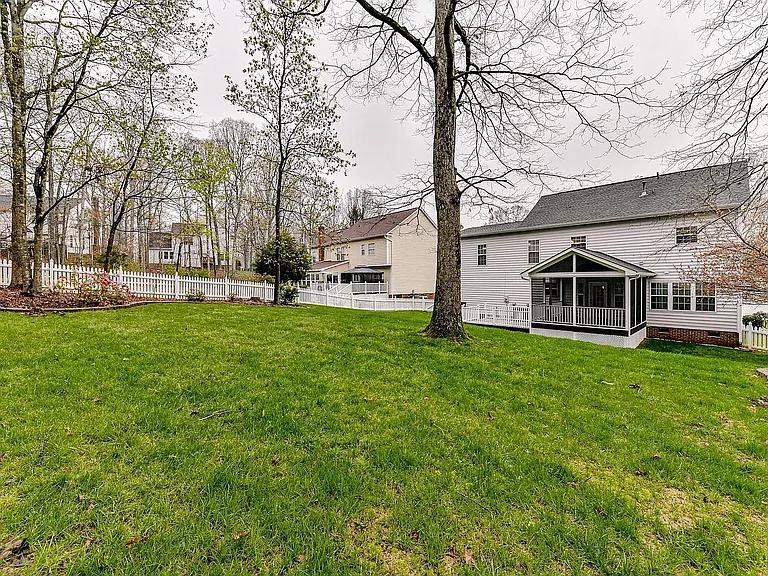 1411 Deer Spring Ct #1 — Photo 26