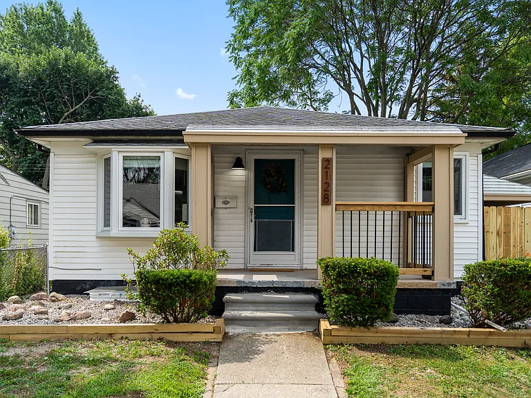 2128 Garfield St — Photo 51
