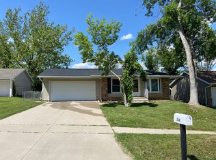 284 Norman Dr NE, Cedar Rapids, IA 52402