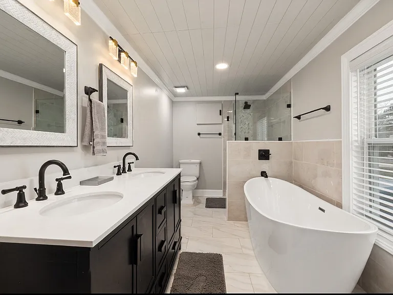1716 Chapel Hill Rd — Photo 30