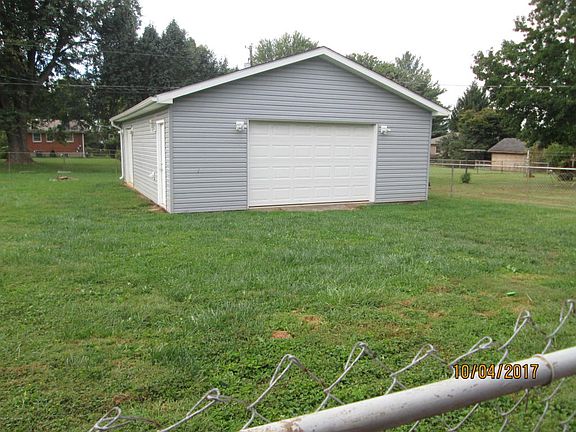 5th image of 277 Hillbrook Dr