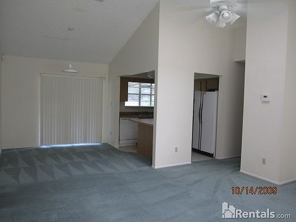 3rd image of 7237 Abbey Ln