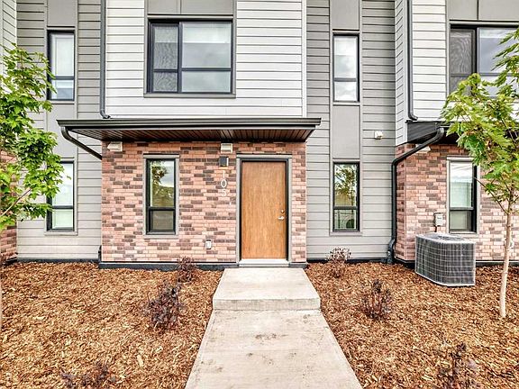 3rd image of 20295 NE Seton Way SE #105