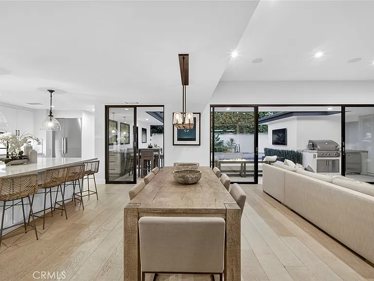 17 Monarch Bay Dr — Photo 35