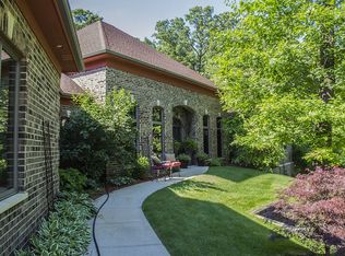 6484 Bridlewood Ct, Lake Geneva, WI 53147