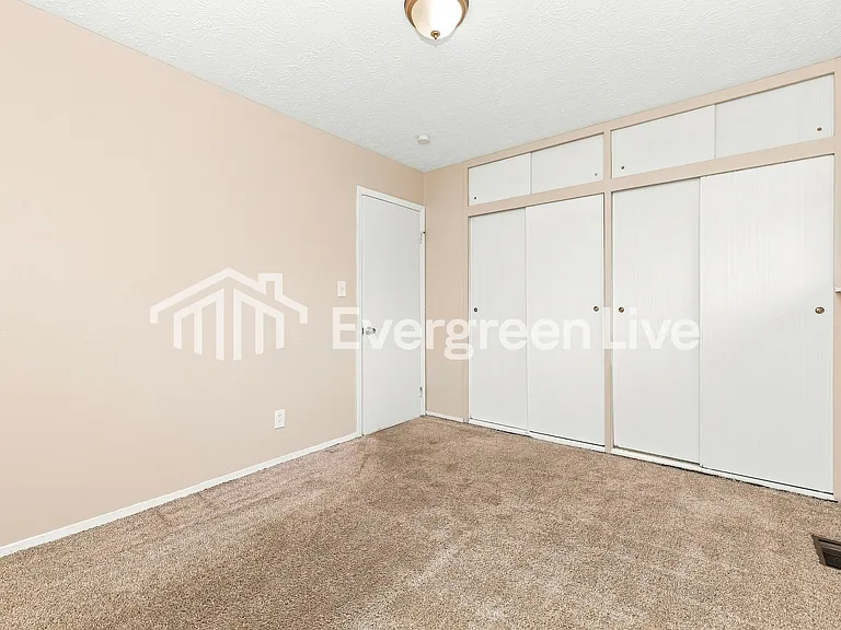 5280 Olentangy Dr — Photo 10