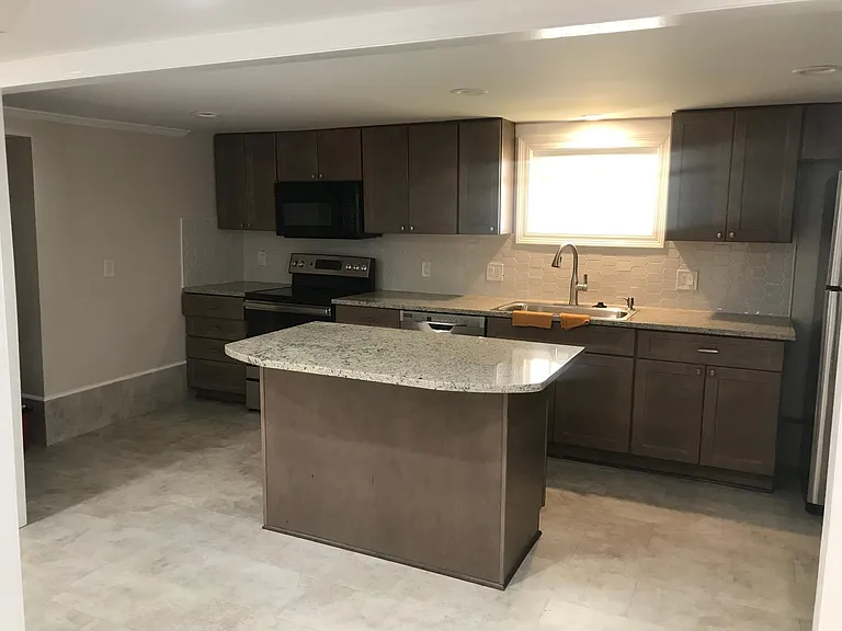 2735 Octavia St #5043384267 — Photo 19