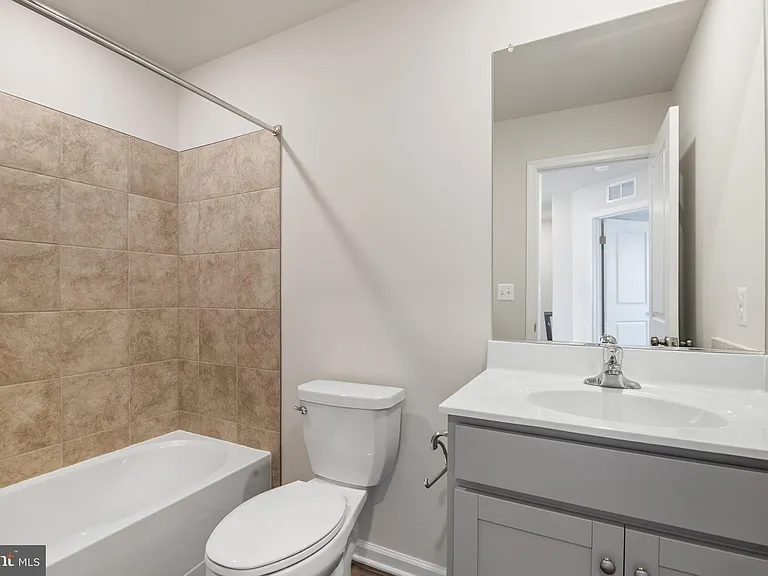 105 Milburn Dr — Photo 25