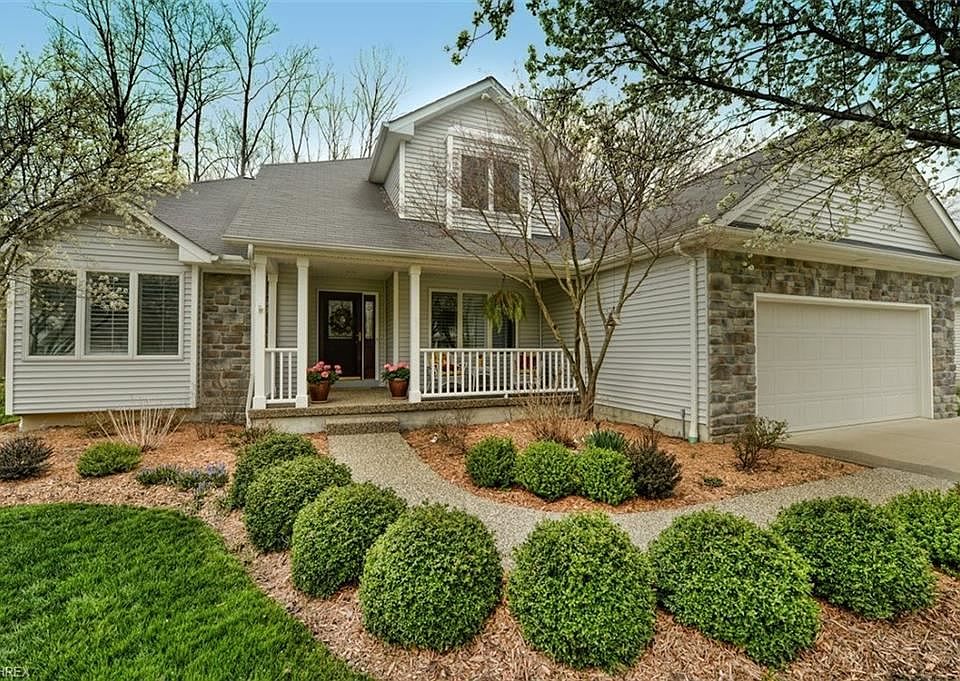 1st image of 3760 Turnberry Dr