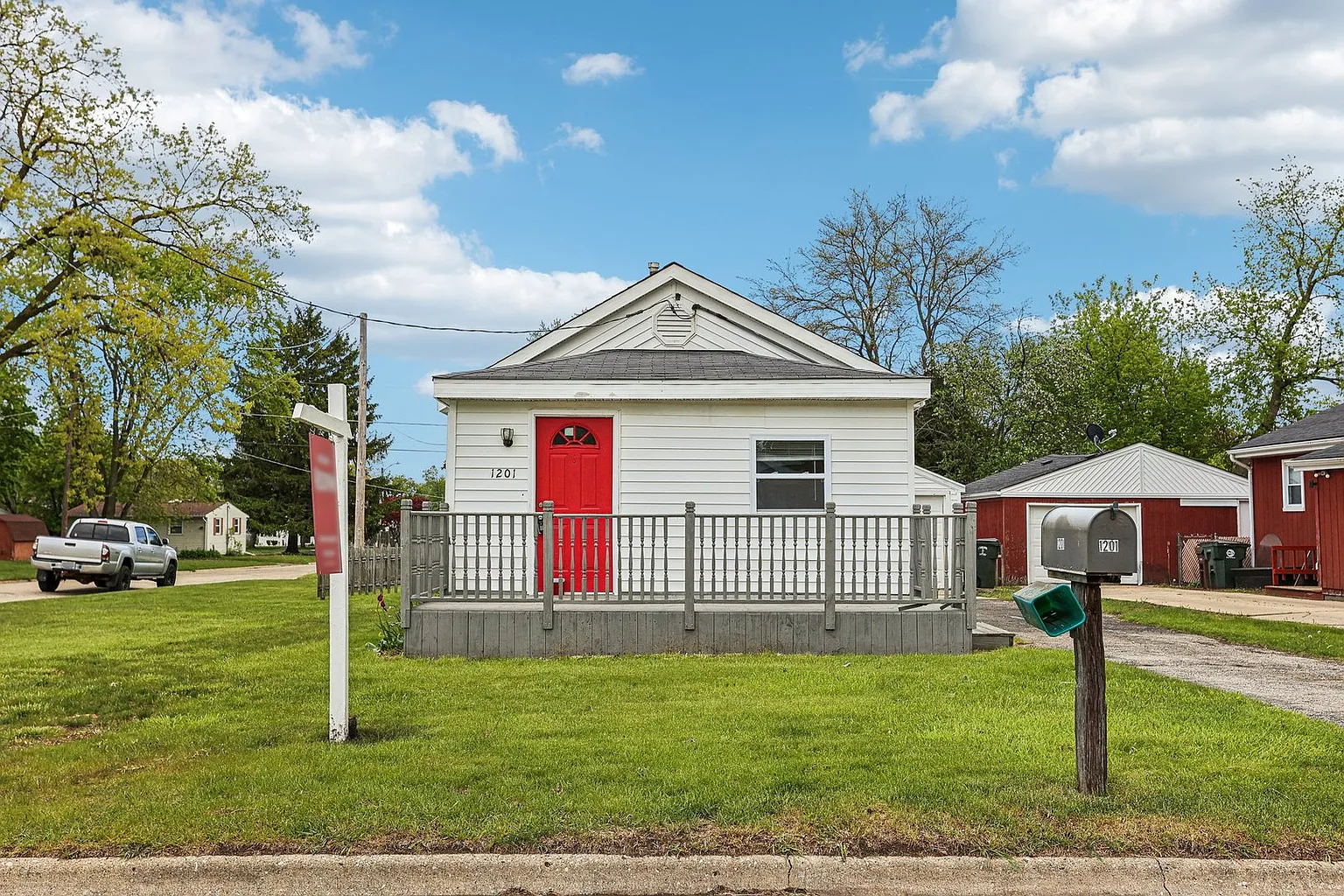 1201 Franklin Ave photo 1