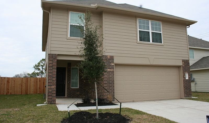 1st image of 3639 Apache Meadows Dr