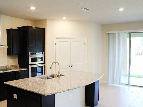 5th image of 18703 Birchwood Groves Dr