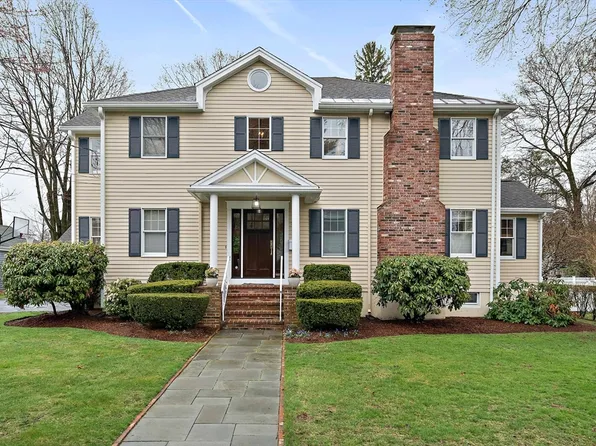11 Locksley Rd, Newton, MA 02459