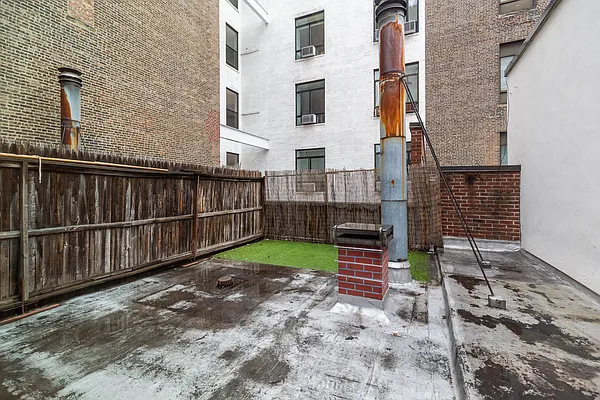 Rented by Bond New York | media 3