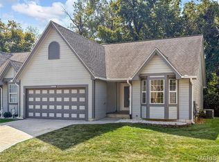 5579 Westerfield Pkwy UNIT 8B, Saint Charles, MO 63304