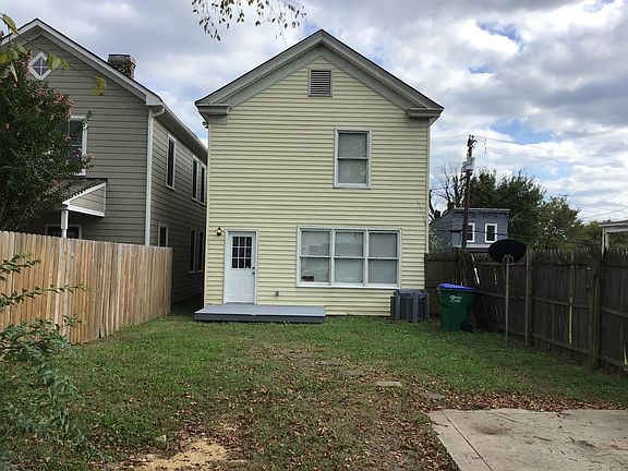 2nd image of 1727 Bainbridge St