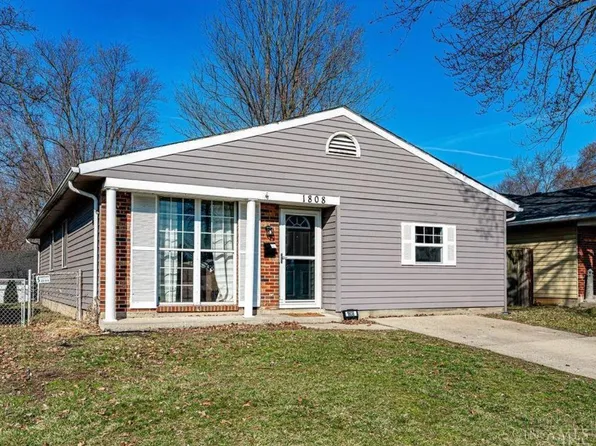 1808 Waynebrook Dr, Middletown, OH 45044
