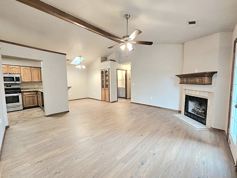 2602 Lonnie Ln — Photo 10