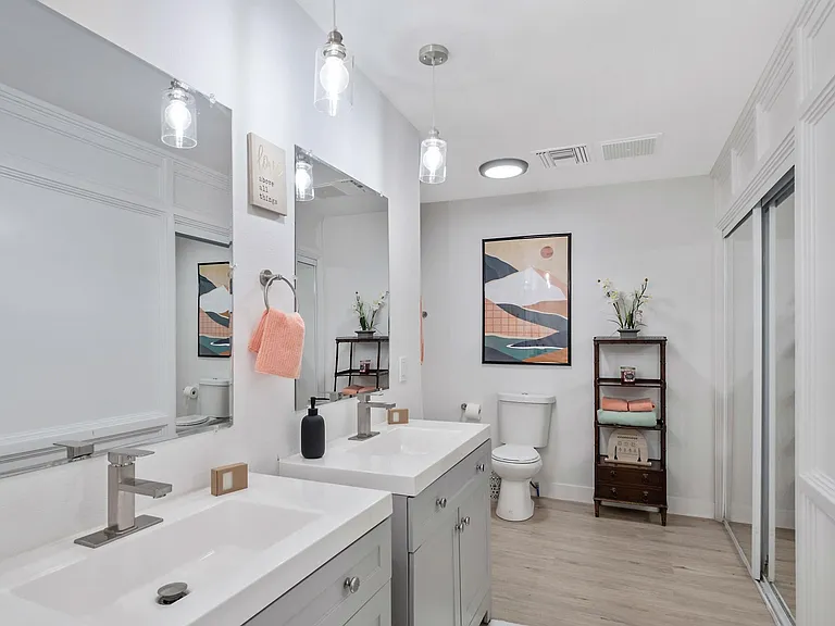 9255 Fortuna Ave — Photo 11