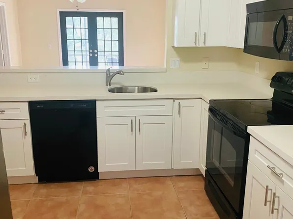 10321 Hidden Springs Ct, Boca Raton, FL 33498