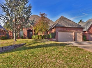 13513 Green Cedar Ln, Oklahoma City, OK 73131