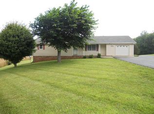 1130 Walnut Grove Rd, Dickson, TN 37055