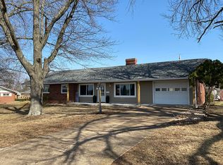 304 Gerhart Ave, Eldon, MO 65026