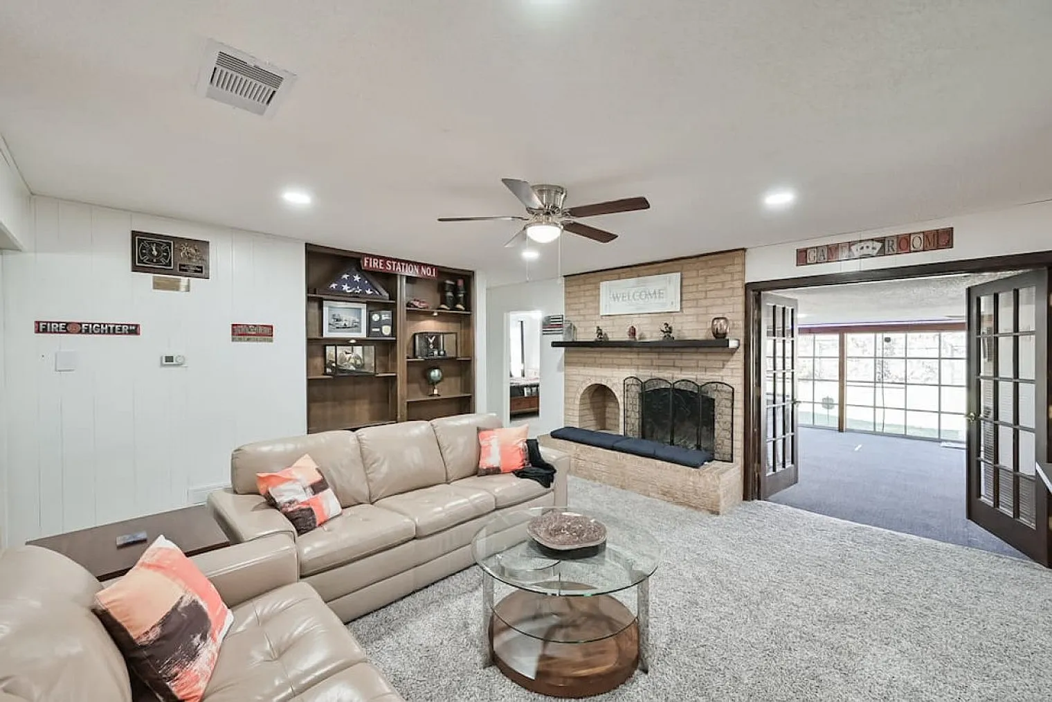 3 bed, 2.0 bath, 1593 sqft, $4,578 — Photo 1