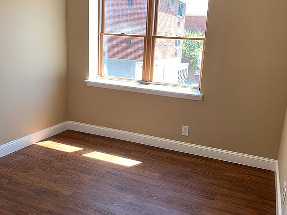 5th image of 3284 Ampere Ave