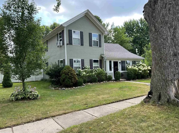 69270 N Forest Ave, Richmond, MI 48062