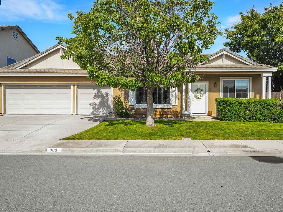 1st image of 303 Saddlehorn Dr