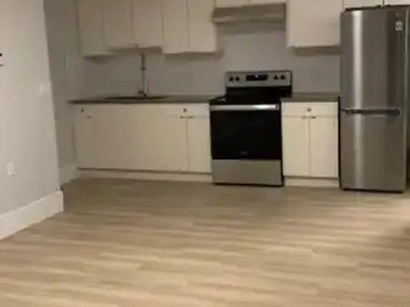 15958 Buena Vista Ave #1A, White Rock, BC V4B 2A5