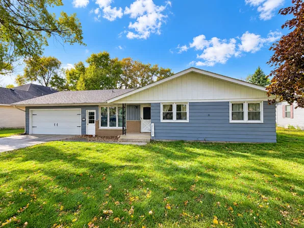 1105 Broadway Ave S, Sauk Rapids, MN 56379