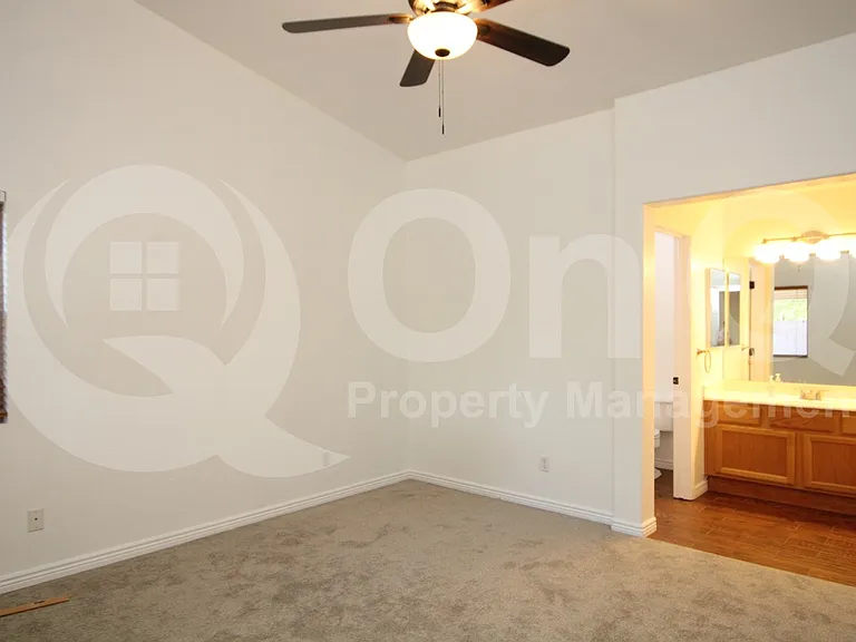 3292 E San Angelo Ave — Photo 10