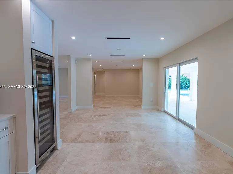 4150 Monserrate St — Photo 11