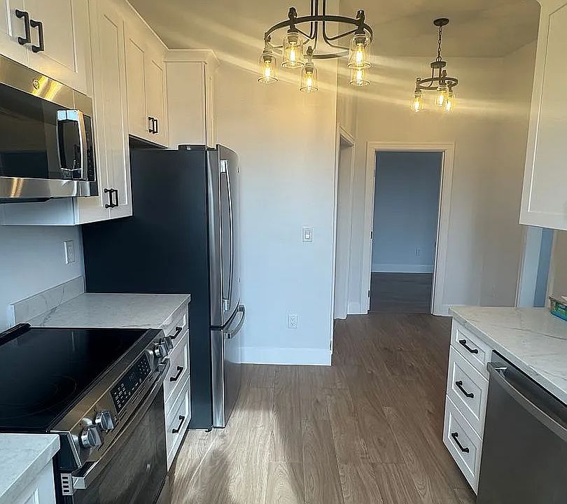 1st image of 1017 Minnesota St