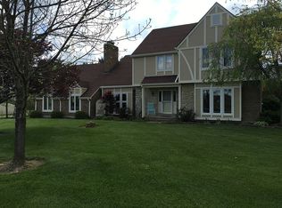 5325 Waynes Trace Rd, Hamilton, OH 45011