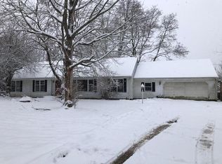 11681 Stafford Rd, Chagrin Falls, OH 44023