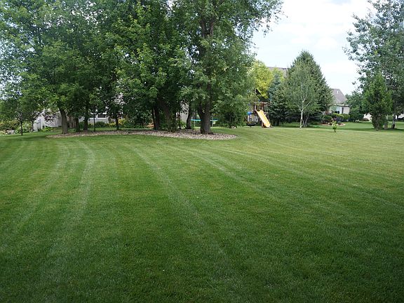 3/4 acre lot