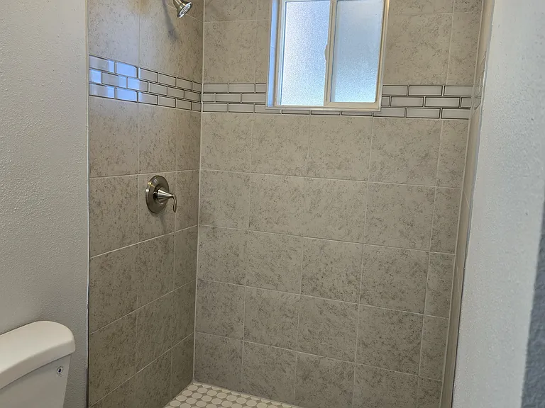 17867 S Pleasant Valley Rd — Photo 9
