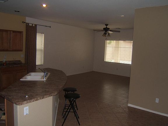 4th image of 11567 W Lincoln St