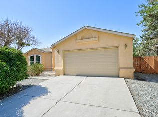 835 Longhorn Rd SE, Rio Rancho, NM 87124